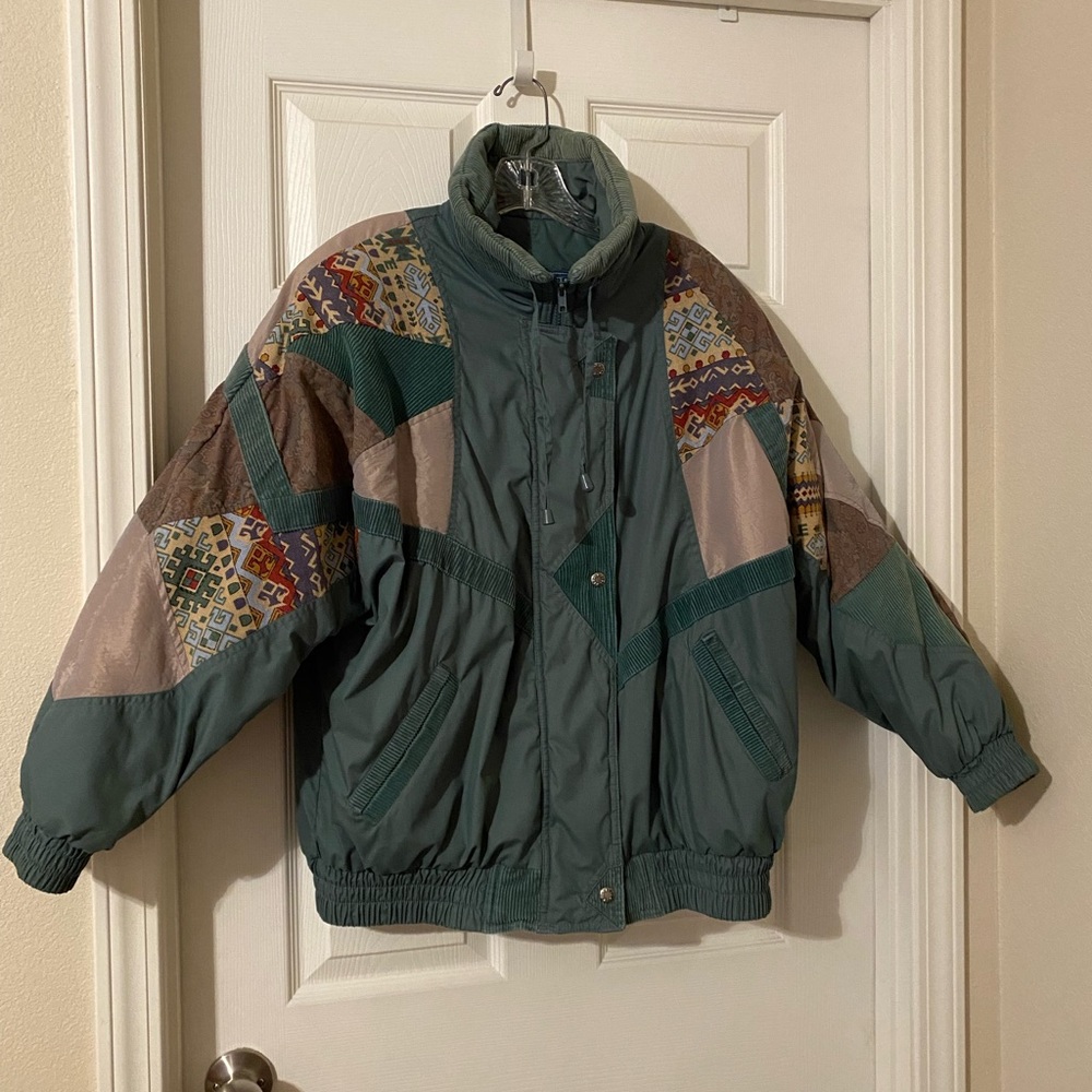 Moro style women’s jacket. Size Medium